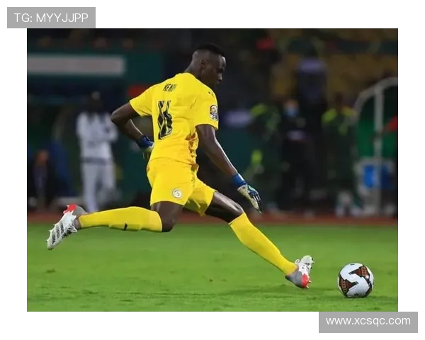 费兰门迪现身皇马拜仁赛前最后训练